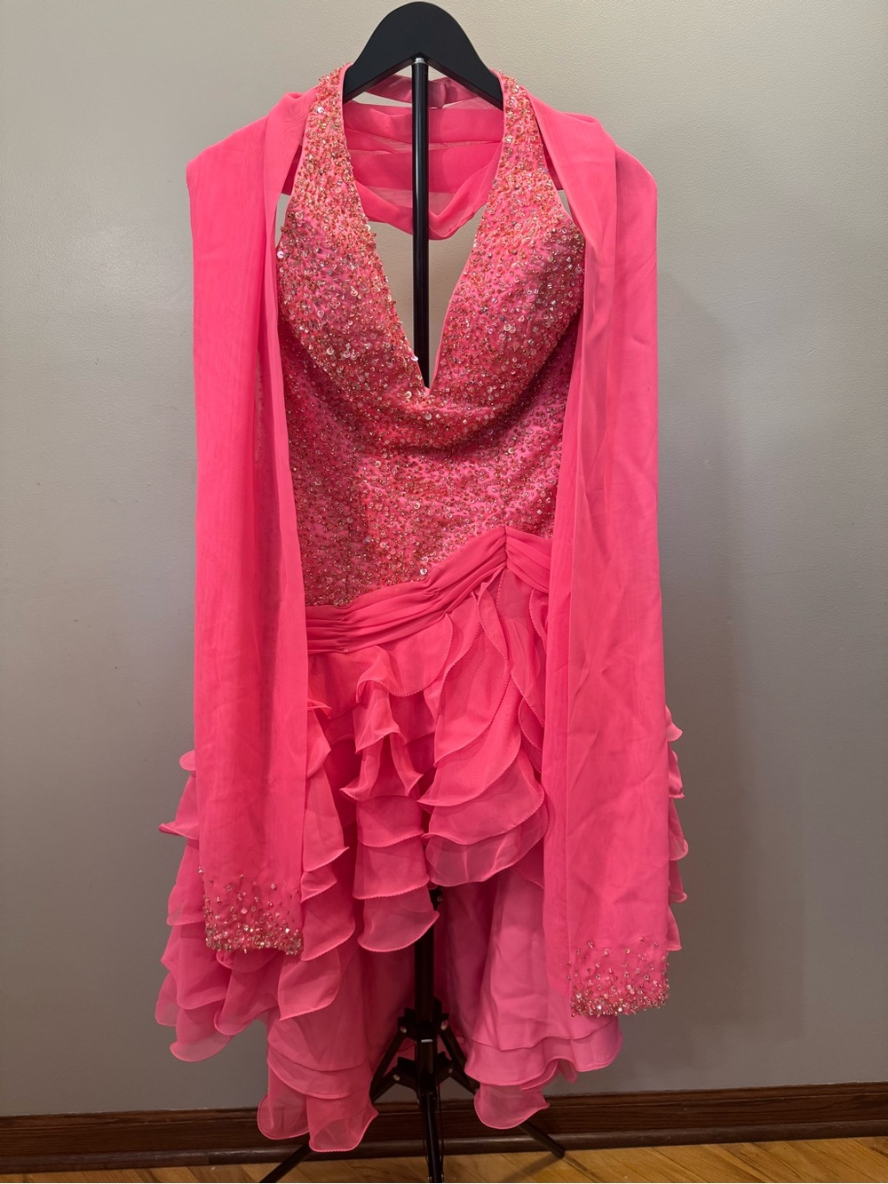 Pink Beaded V-Neck Ruffled Prom Dress - Picture 10 of 12